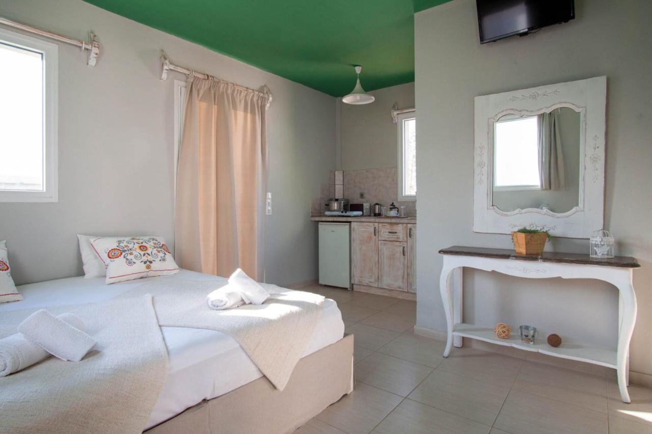 Golden Sun Boutique Aparthotel Malia  Exterior photo